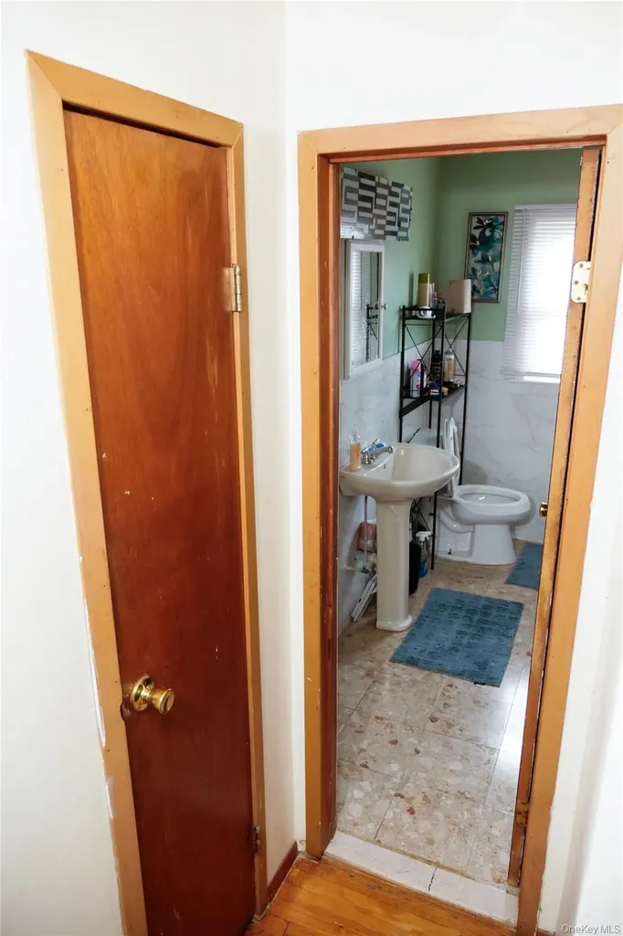 259-35 149th Road Jamaica NY 11422