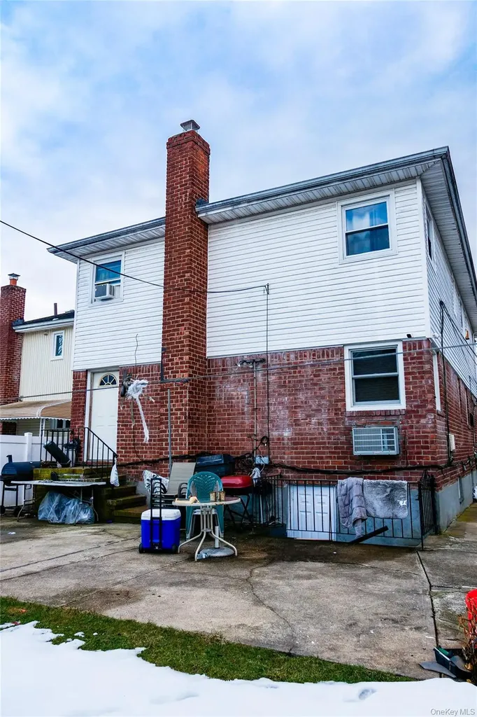259-35 149th Road Jamaica NY 11422