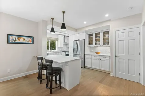 428 Chestnut Avenue Mamaroneck NY 10543