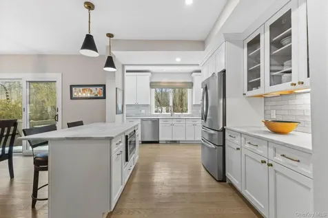 428 Chestnut Avenue Mamaroneck NY 10543