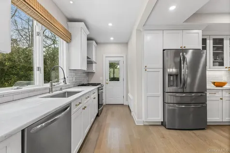 428 Chestnut Avenue Mamaroneck NY 10543