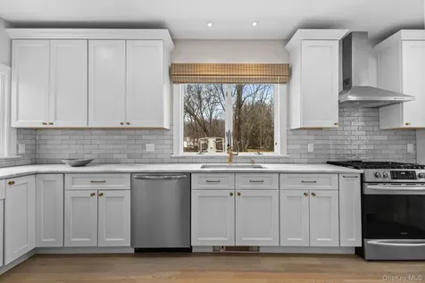 428 Chestnut Avenue Mamaroneck NY 10543