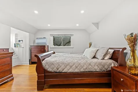 428 Chestnut Avenue Mamaroneck NY 10543