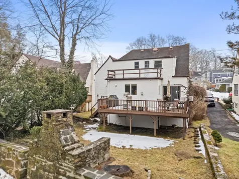 428 Chestnut Avenue Mamaroneck NY 10543
