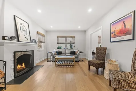 428 Chestnut Avenue Mamaroneck NY 10543
