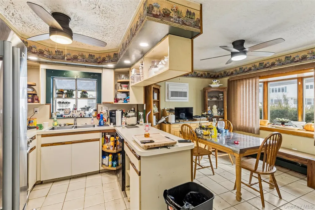 15 Walnut Street Centereach NY 11720
