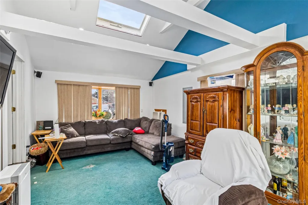15 Walnut Street Centereach NY 11720