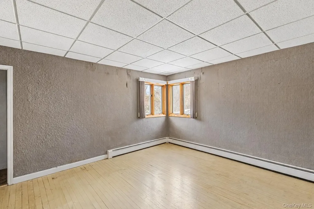 15 Walnut Street Centereach NY 11720