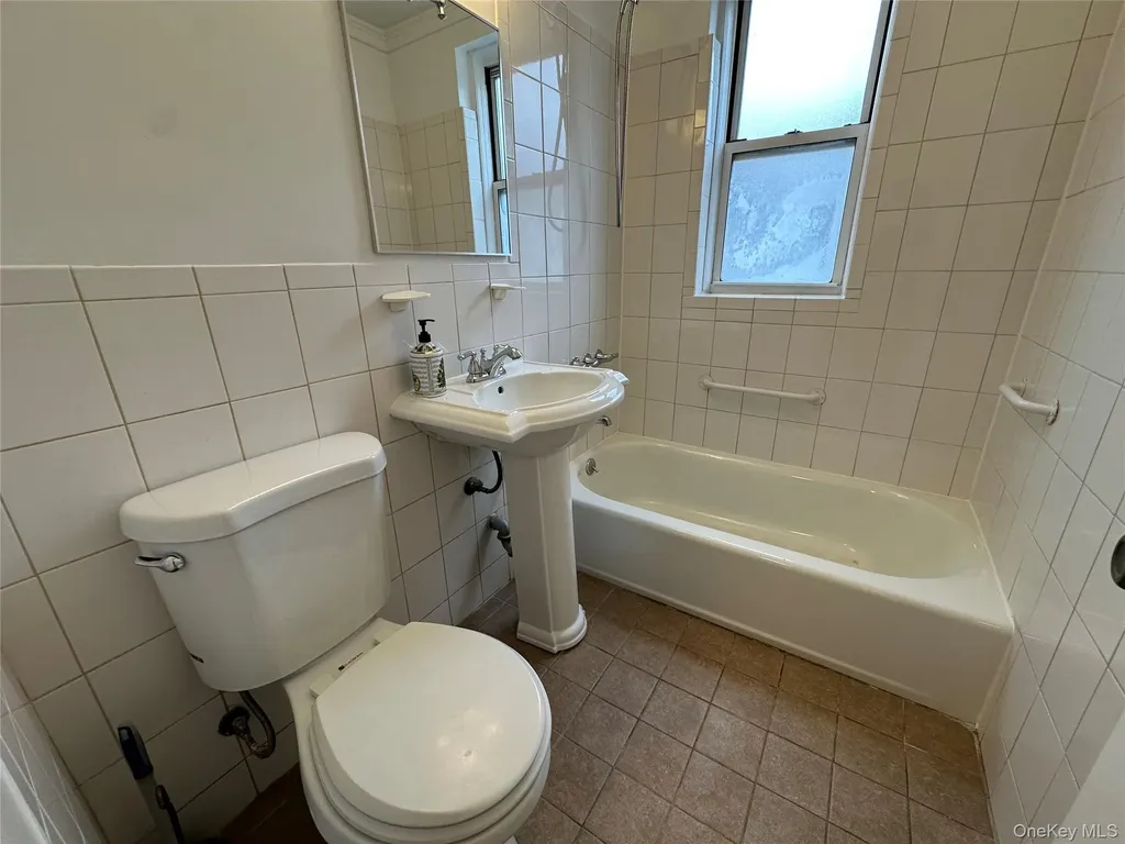1 Vincent Bronxville NY 10708