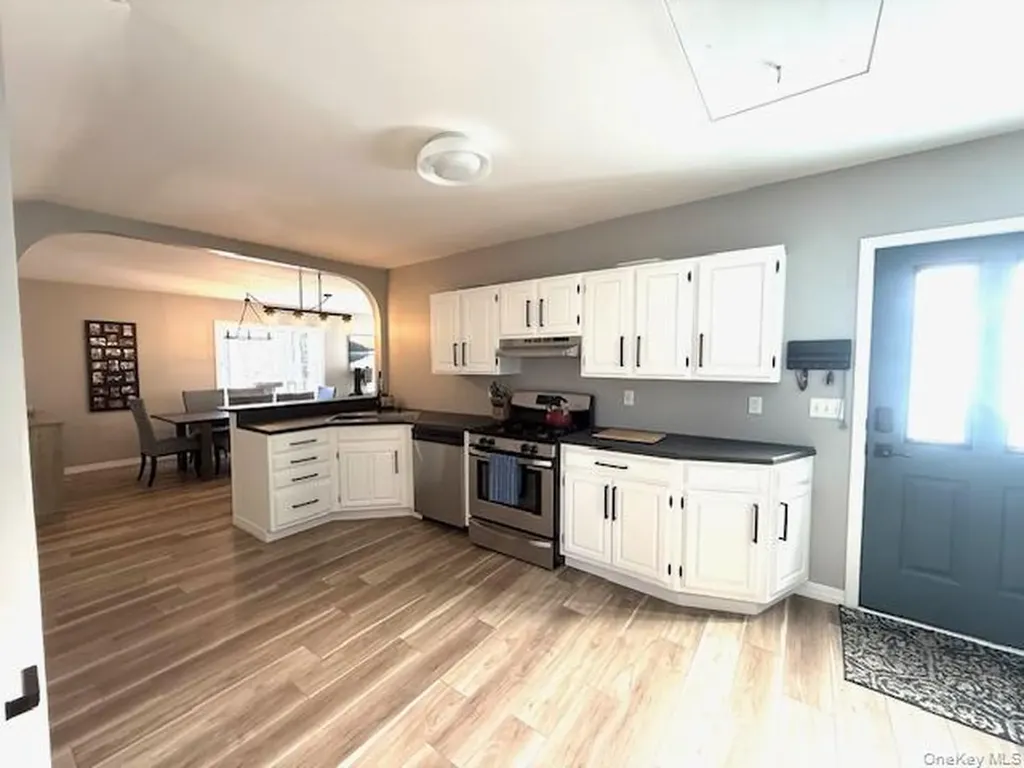 42 Wesley Avenue Beacon NY 12508