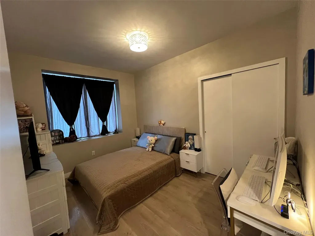 42-18 147th Street Flushing NY 11355