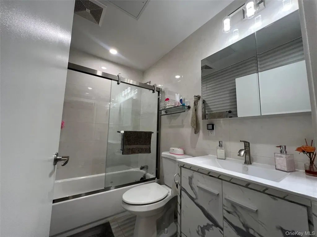 42-18 147th Street Flushing NY 11355