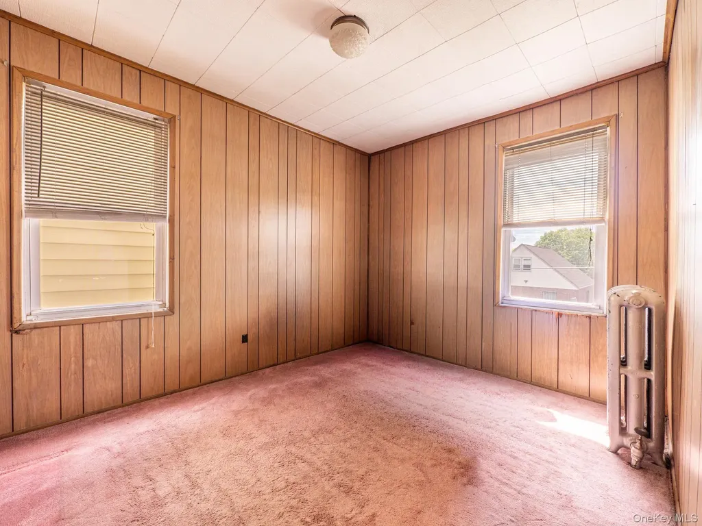 8910 218th Place Queens Village NY 11427