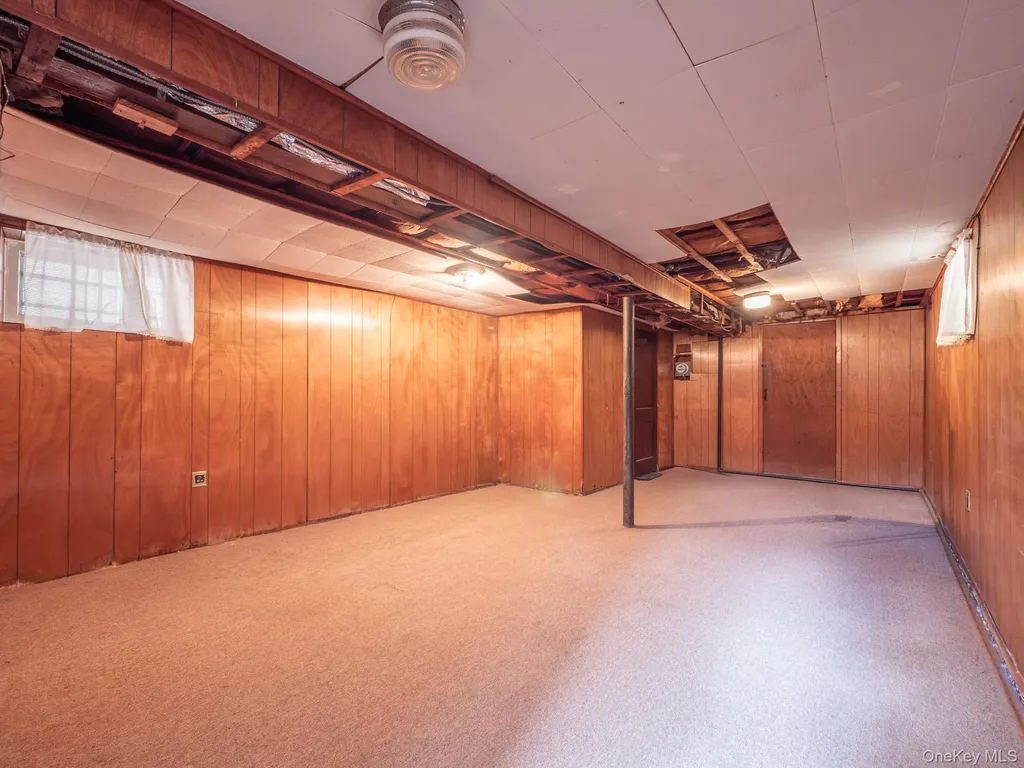 8910 218th Place Queens Village NY 11427
