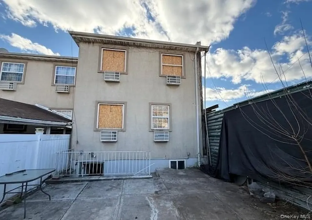 11625 Merrick Boulevard Jamaica NY 11434
