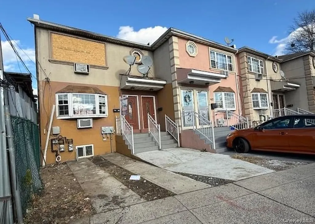 11625 Merrick Boulevard Jamaica NY 11434