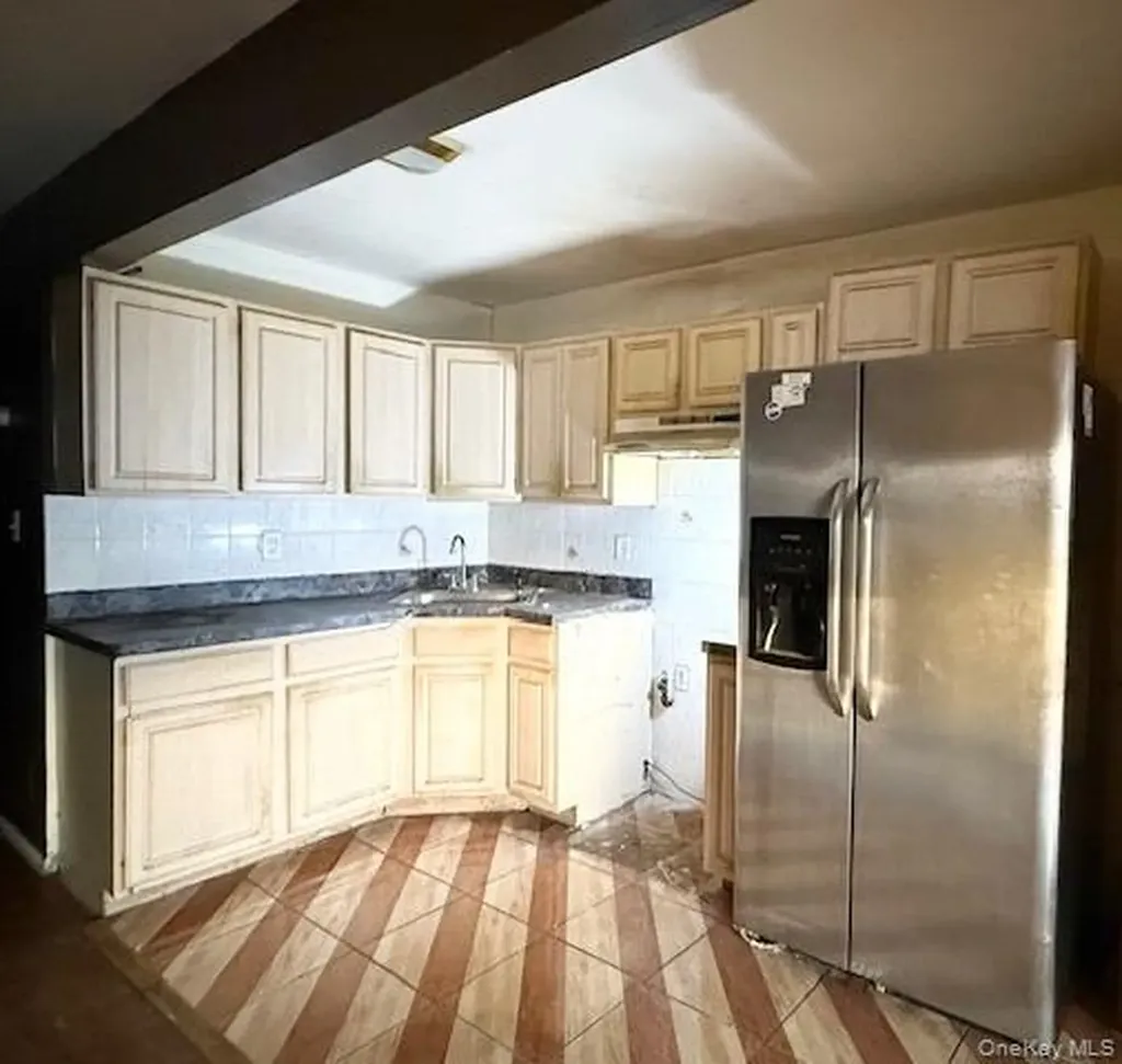 11625 Merrick Boulevard Jamaica NY 11434