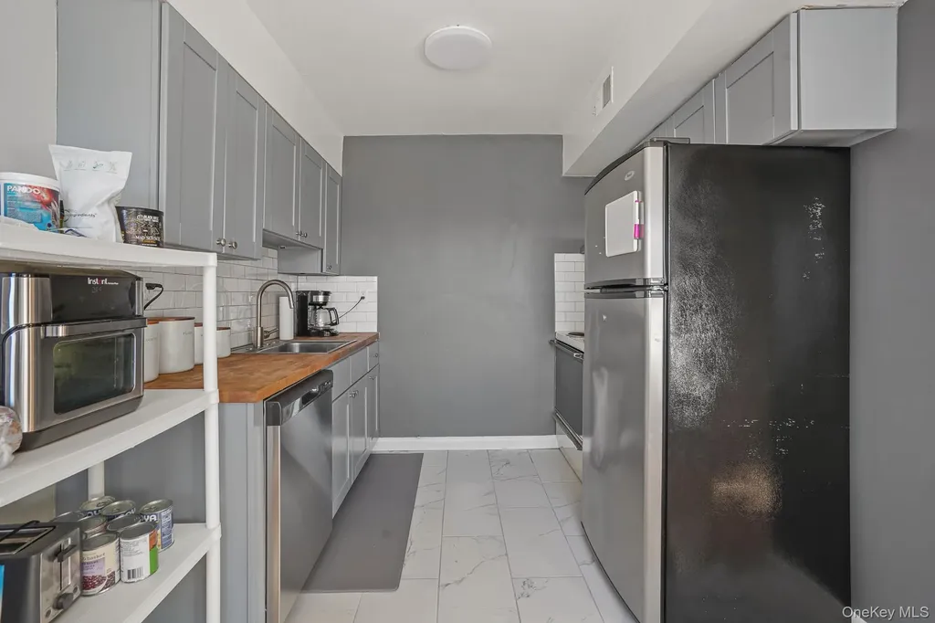26 Cooper Road Poughkeepsie NY 12603