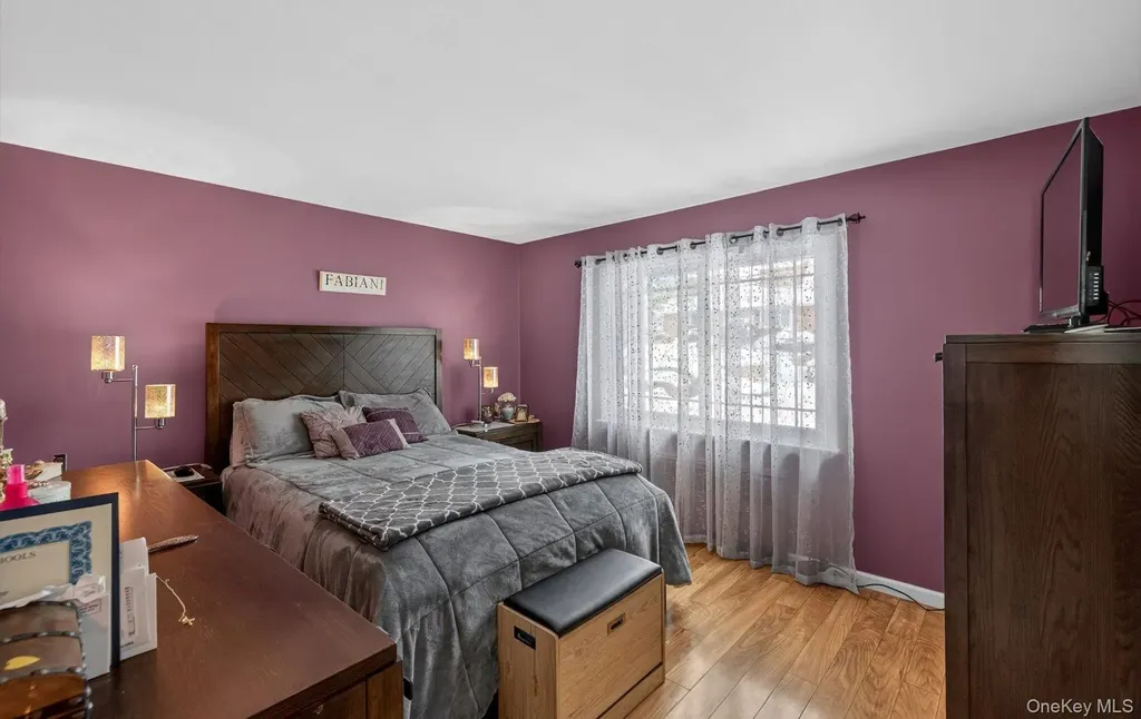 525 Keller Avenue Elmont NY 11003