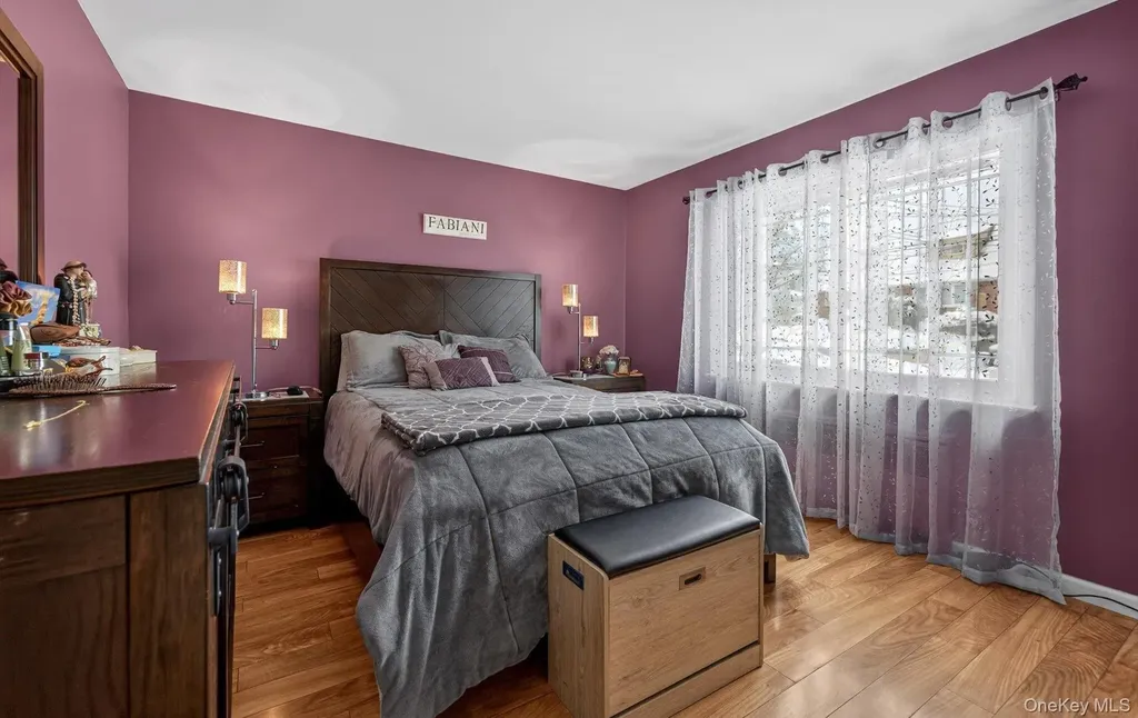525 Keller Avenue Elmont NY 11003