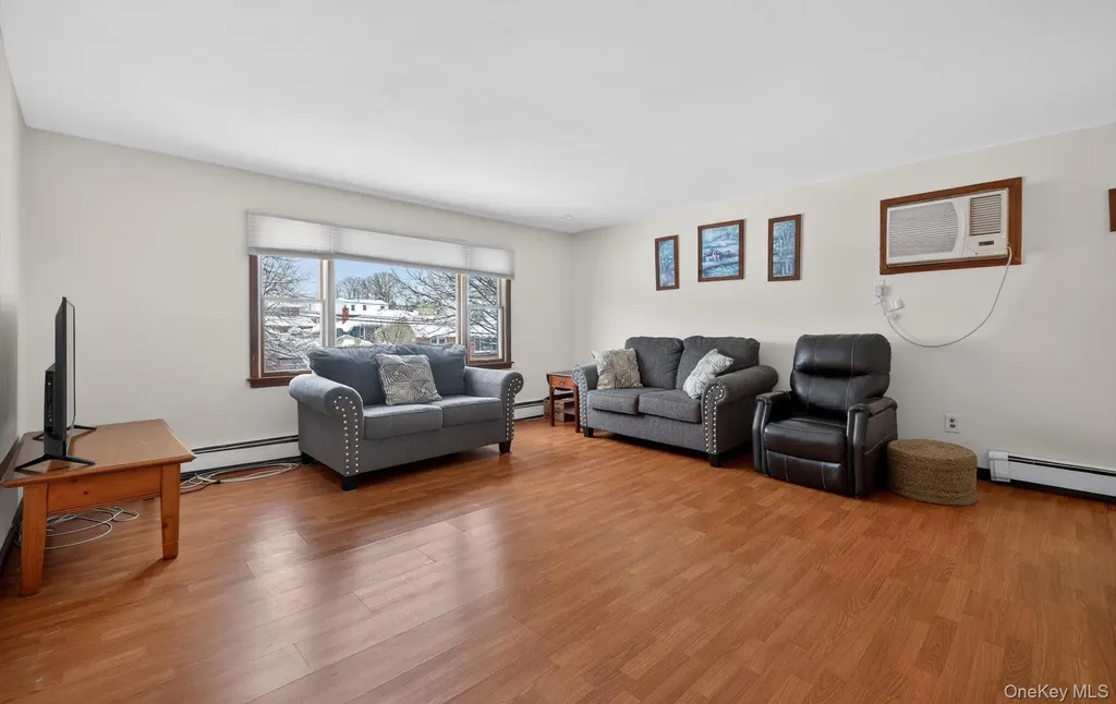 525 Keller Avenue Elmont NY 11003