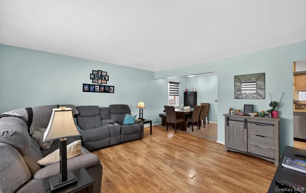 525 Keller Avenue Elmont NY 11003
