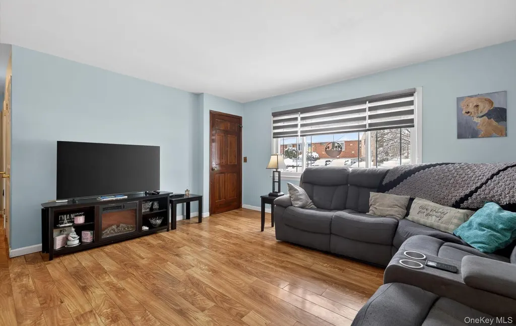 525 Keller Avenue Elmont NY 11003