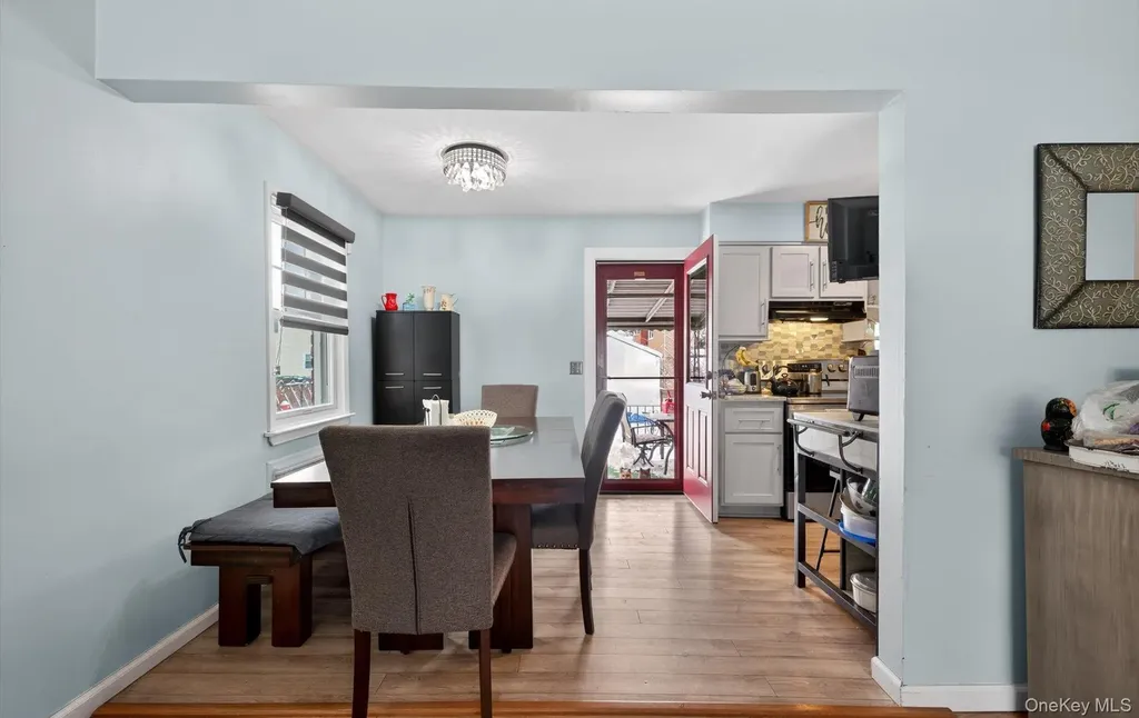 525 Keller Avenue Elmont NY 11003