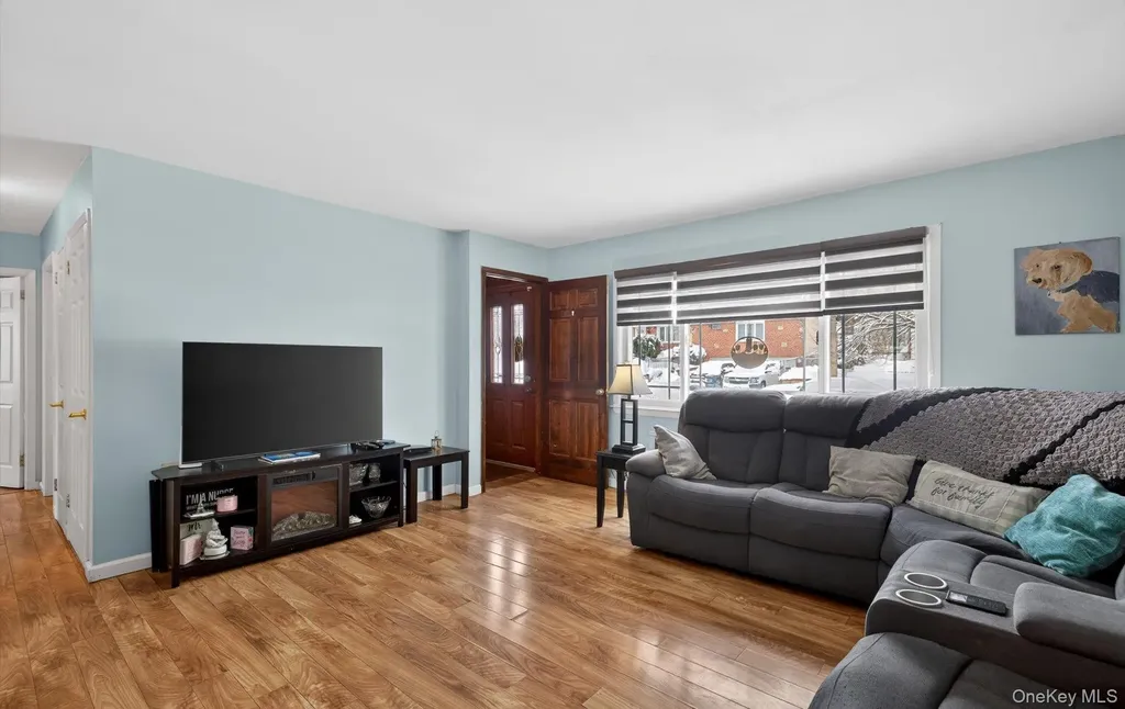 525 Keller Avenue Elmont NY 11003