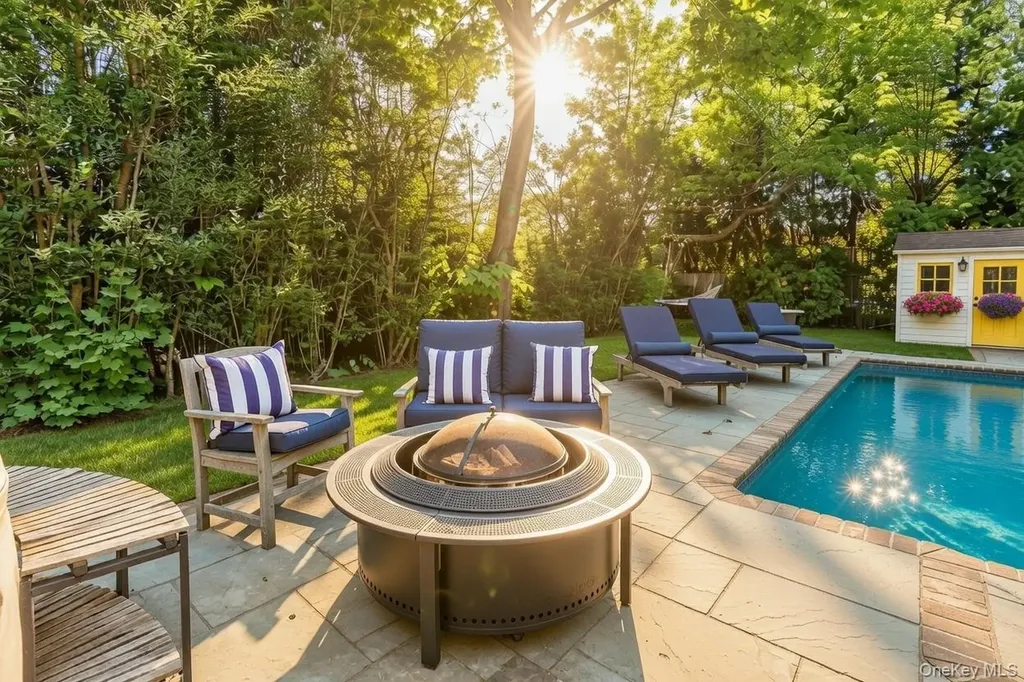 80 Route 114 East Hampton NY 11937