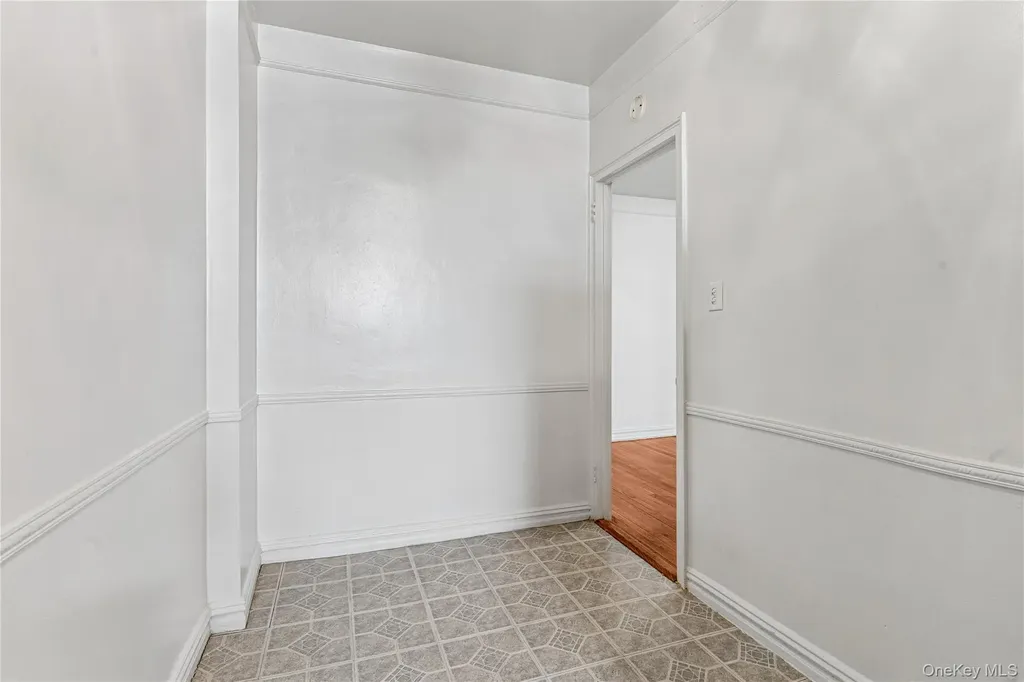 111-39 76th Road Forest Hills NY 11375