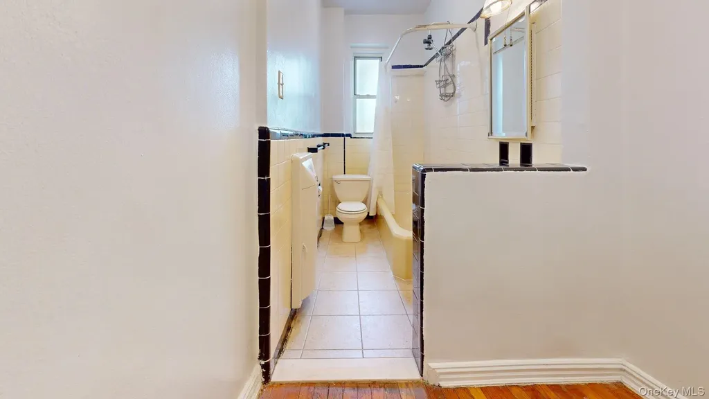 111-39 76th Road Forest Hills NY 11375