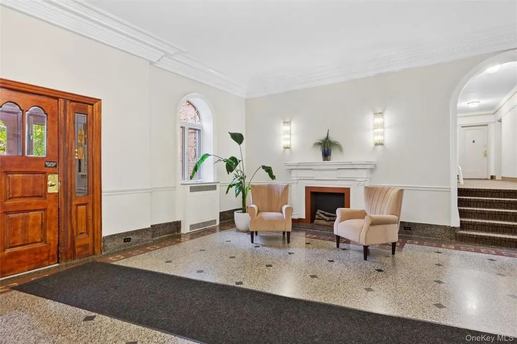 111-39 76th Road Forest Hills NY 11375