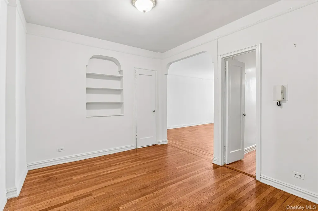 111-39 76th Road Forest Hills NY 11375