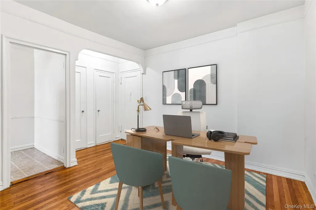 111-39 76th Road Forest Hills NY 11375