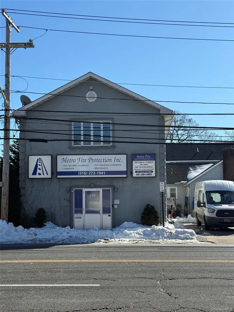 150 Jerusalem Avenue Massapequa NY 11758