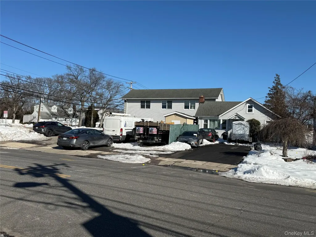 150 Jerusalem Avenue Massapequa NY 11758