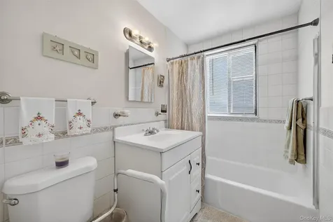 25 Lake Street White Plains NY 10603
