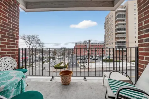 25 Lake Street White Plains NY 10603