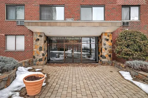 25 Lake Street White Plains NY 10603