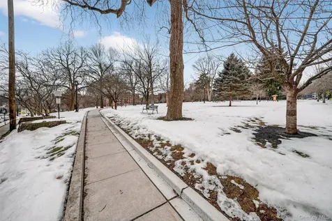 25 Lake Street White Plains NY 10603
