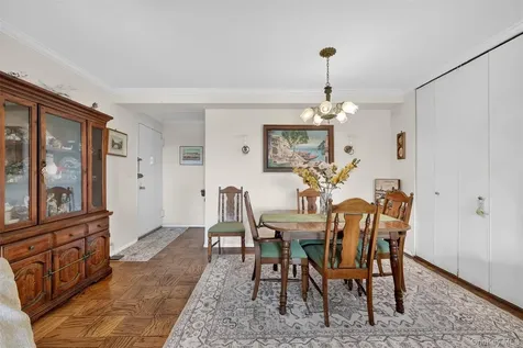 25 Lake Street White Plains NY 10603