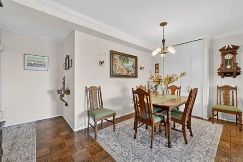 25 Lake Street White Plains NY 10603