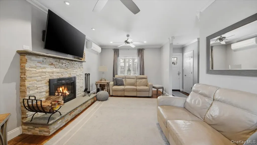 3343 Agar Place Bronx NY 10465