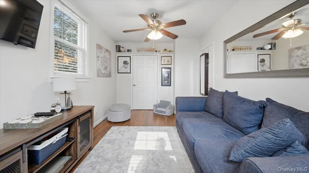 3343 Agar Place Bronx NY 10465