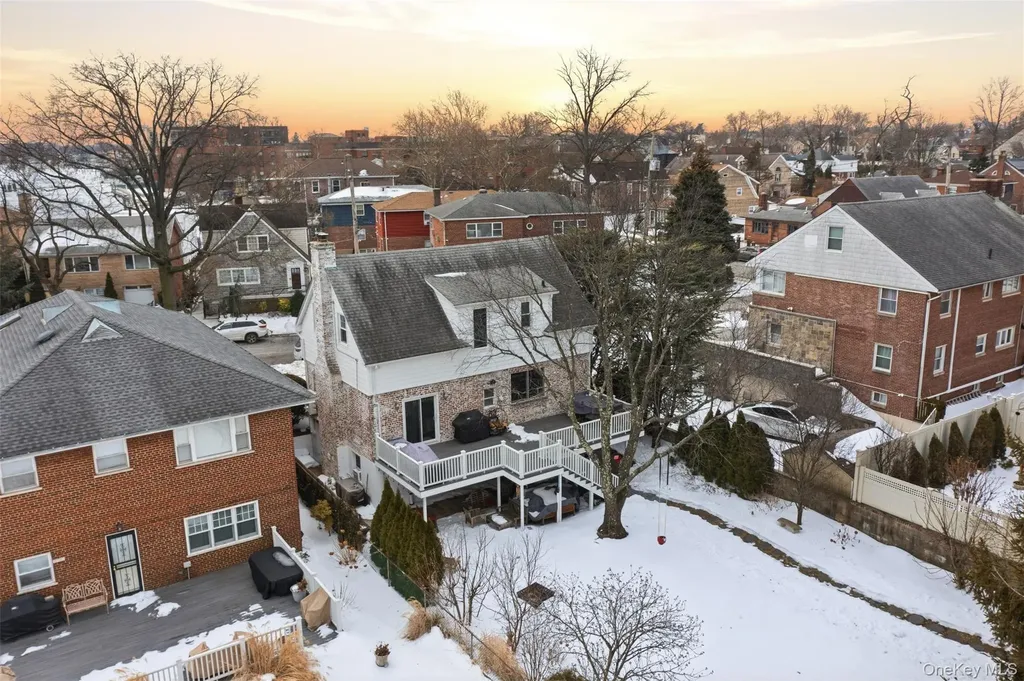 3343 Agar Place Bronx NY 10465