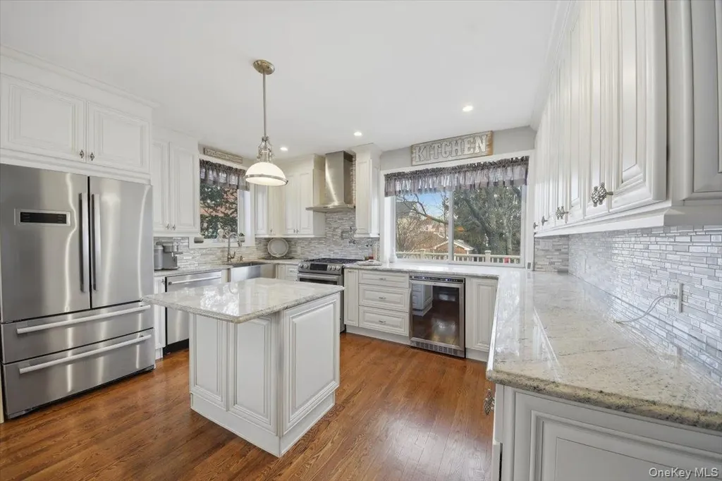 3343 Agar Place Bronx NY 10465