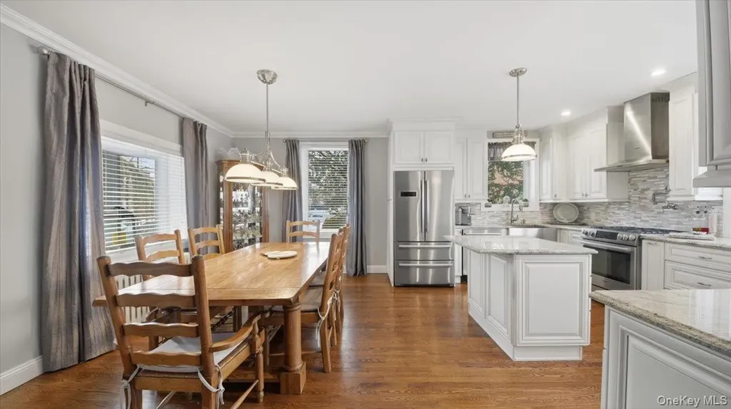 3343 Agar Place Bronx NY 10465