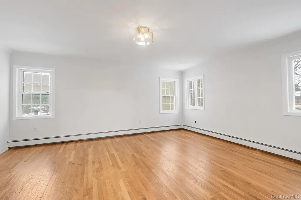 18 Steiner Drive Mahopac NY 10541