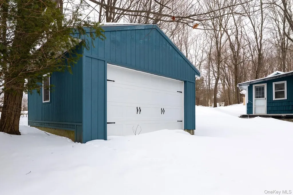 18 Steiner Drive Mahopac NY 10541